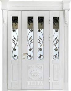Парадная дверь в дом №141 с отделкой массив дуба