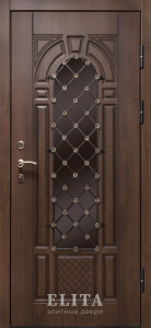Дверь в квартиру №82 с отделкой массив дуба