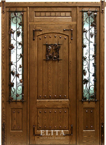 Парадная дверь в дом №3 - фото