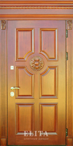 Дверь в квартиру №1 с отделкой массив дуба