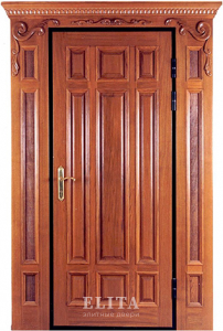 Парадная дверь в дом №1 с отделкой массив дуба
