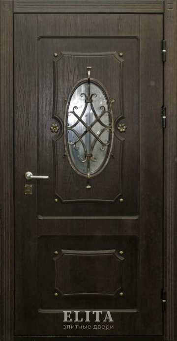 Дверь в квартиру №41 с отделкой массив дуба